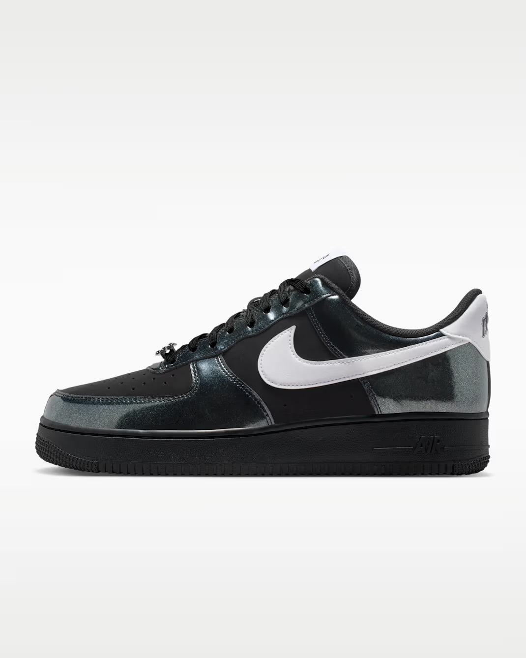 Nike Air Force 1 '07 LV8